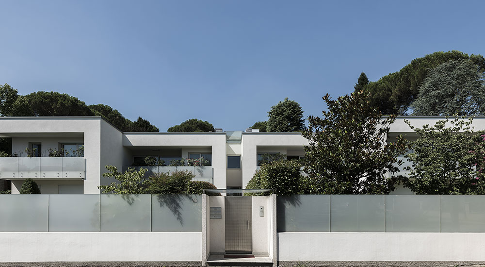 apartment complex italy 2009